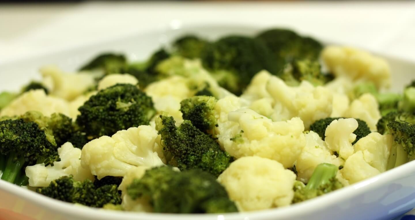Peynir Sosunda Karnabahar ve Brokoli
