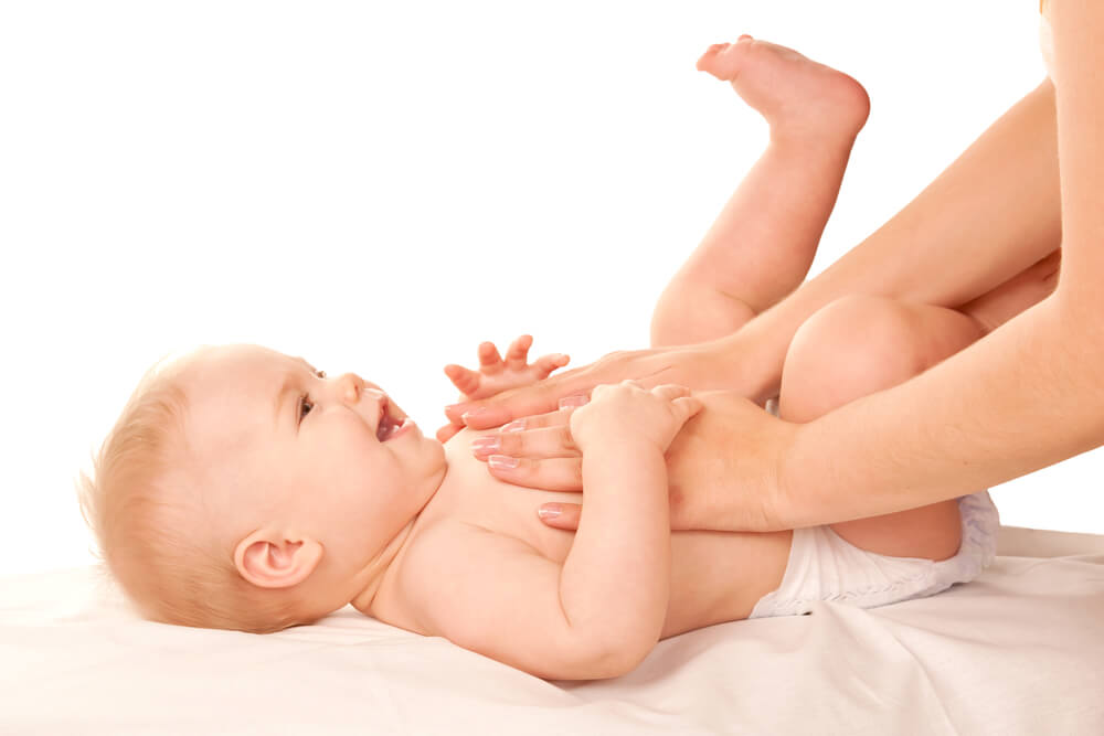 6 Basit Teknikle Bebek Masajı