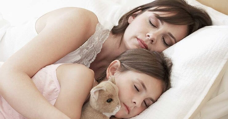 Anne ile Çocuğun Yatak Ayırması