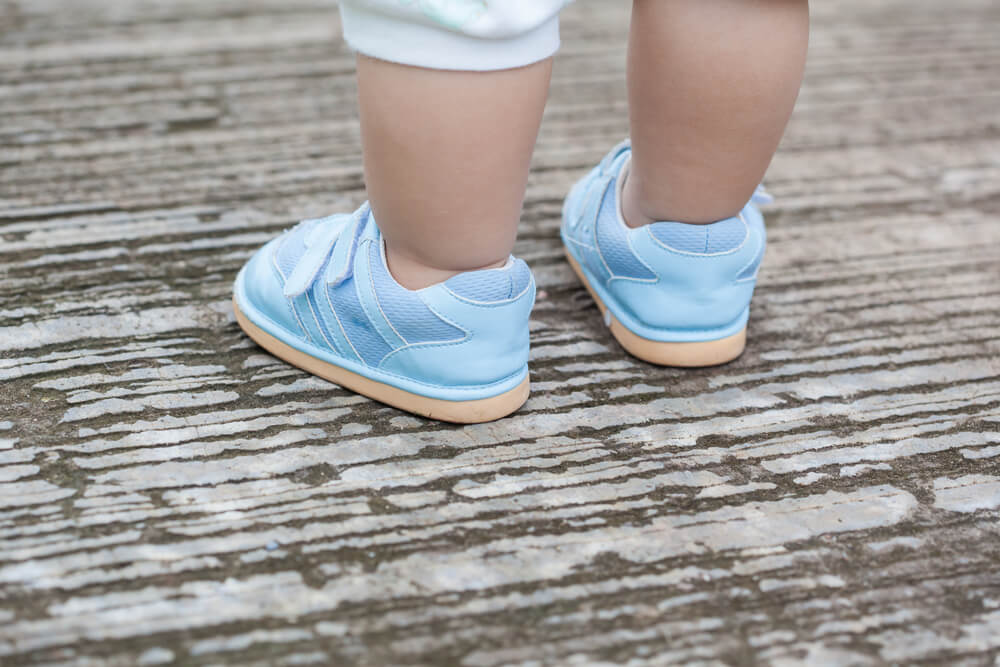Bebeklerde Ayakkabı Seçimi