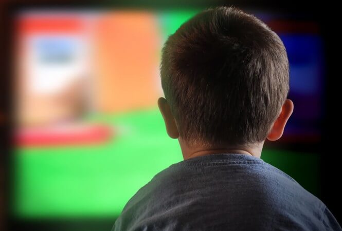 Çocukları Ekrandan Uzak Tutma Tavsiyesi Değişiyor mu?