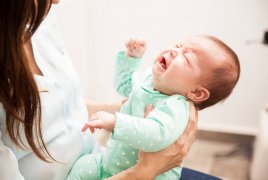 bebeklerde-idrar-yolu-enfeksiyonu-belirtileri
